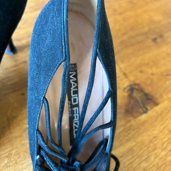 Maud Frizon Suede Stilettos, Size 39 - Picture 3 of 4